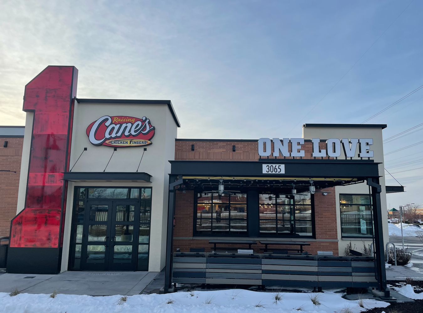Raising Cane's Chicken Fingers: 3065 White Bear Ave N, Maplewood, MN 55109
